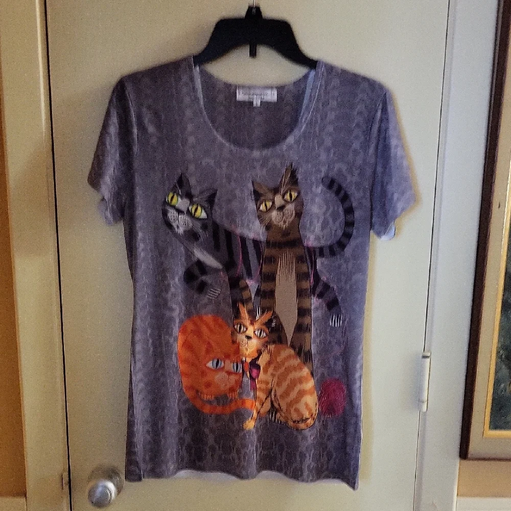 Gray Cat Print T-Shirt